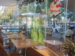 -爱樂咖啡(青年体育公园店)