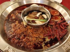 -山城年华老火锅(玉林店)