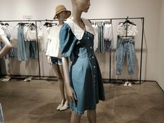 -URBAN REVIVO(西安Momopark店)