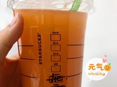 冰摇桃桃乌龙茶OTP-星巴克臻选(上海合生汇1F店)