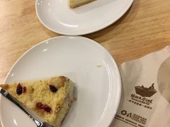 -猫的天空之城概念书店(杭州南宋御街店)