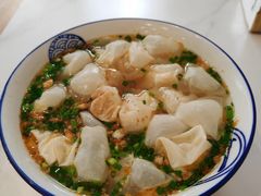 -财兜兜大黄山小馄饨