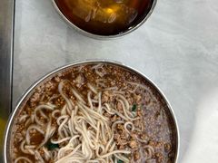 -正宗杨记普洱酸醋米线(总店)
