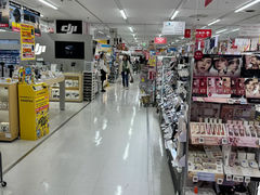 -Bic Camera (难波店)