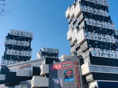 -资和信百货商场