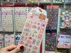 -猫的天空之城概念书店(丽江古城饮玉巷店)