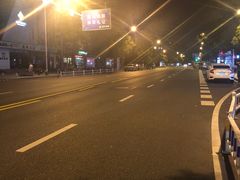 -虾易落味(杭州黄龙万科中心店)