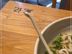 -湘人龙记老长沙米粉(华普国际大厦店)