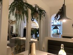 -春树下·树屋花房西餐厅(罍街AS1980店)