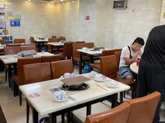 大堂-胡须佬鸡煲四季火锅(龙珠大道店)