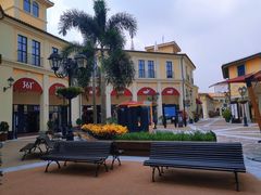 -佛罗伦萨小镇广佛名品奥特莱斯(疏港路店)