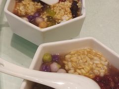 -江城小馆陕南妈妈菜·全球旅行餐厅(钟楼店)