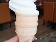 甜筒冰淇淋-韩厨烤肉火锅无限自助餐厅(潮流特区店)