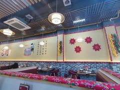 -炖四方东北铁锅炖·烧烤小龙虾(中豪国际店)
