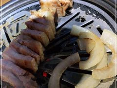 -老炉家木炭烤肉(长江国际店)
