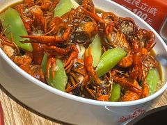-茸梅路右拐龙虾-农家菜(松江店)