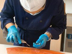 -西兰渔场·三文鱼·海鲜·捞饭(建业·森林半岛店)