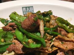 -费大厨辣椒炒肉(高铁吾悦广场店)