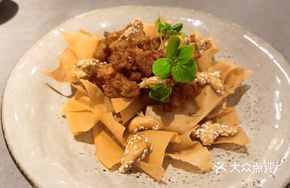Amber Cashews with Minnan Traditional Farmhouse Vinegar Pork