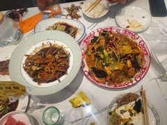 -嗨辣小聚·盘锦河蟹·海鲜烧烤龙虾(盘锦十年好店)
