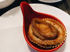 一口鲍鱼酥-夏宫中餐厅(静安香格里拉店)