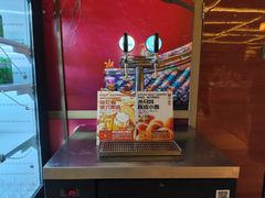 -大中华希尔顿酒店-念自助餐·嗨啤·小龙虾
