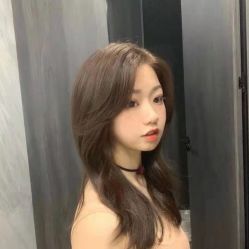 -变画·发型STUDIO