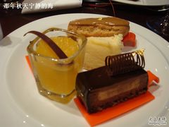 many甜点-咖啡苑自助餐厅·中国大饭店