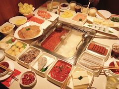 -海底捞火锅鲜切牛肉主题店(长寿路店)
