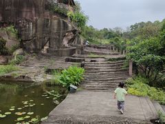 -广州莲花山旅游区