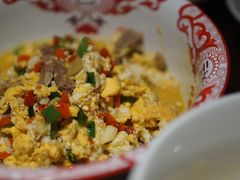 拆骨肉焖土鸡蛋-老湖南民间菜·牛肉十八炒(花都店)