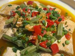 -魏铭鱼头捞饭(晋阳路店)