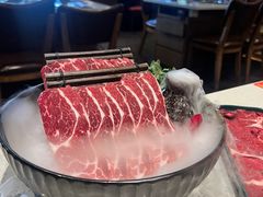 -牛村来人潮汕牛肉火锅(西单店)