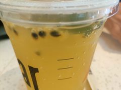-乐凯撒披萨(汇港购物中心店)