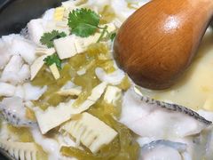 -九锅一堂酸菜鱼(新南凯德直营店)