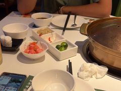 -烹然四季椰子鸡火锅(姚家园万象汇店)