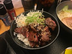 -難波肉劇場