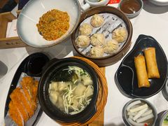 -馋三尺蟹粉小笼(人民广场店)