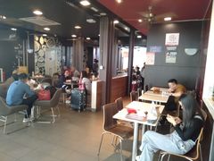 大堂-麦当劳(深圳北站高铁店)