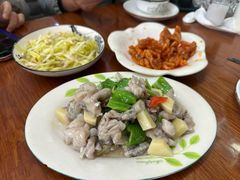 -胡子饮食店