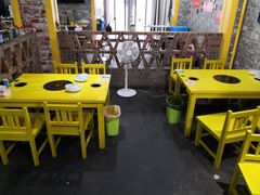 大堂-老红桥炸灌肠牛肚锅烧烤(定福庄店)