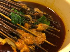 -拈签一笑黄牛肉辣卤串串