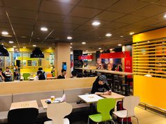 大堂-麦当劳(萧山国际机场T3航站楼店)