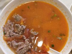 菠菜宽面+番茄牛肉汤套餐-梅县程江腌面王(兴华店)