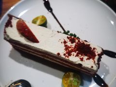 -四月吧餐厅(正阳步行街店)