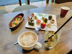 -逸廊大堂吧-下午茶·简餐-千岛湖自由洲际殿