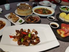 -御花园·粤菜·海鲜火锅(中山公园店)