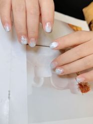 -七彩虹美甲美睫 半永久
