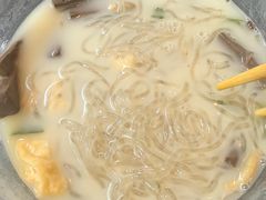 -鸭小妹鸭血粉丝(老门东店)