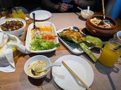 七彩泡沫鸡肉凉米线-雀舞云南菜(乐客城店)
